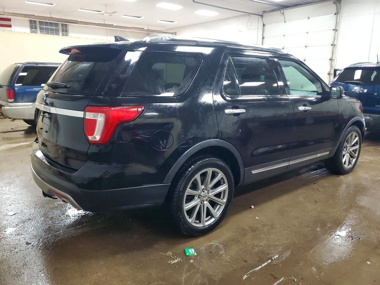 2017 FORD EXPLORER LIMITED photo 3