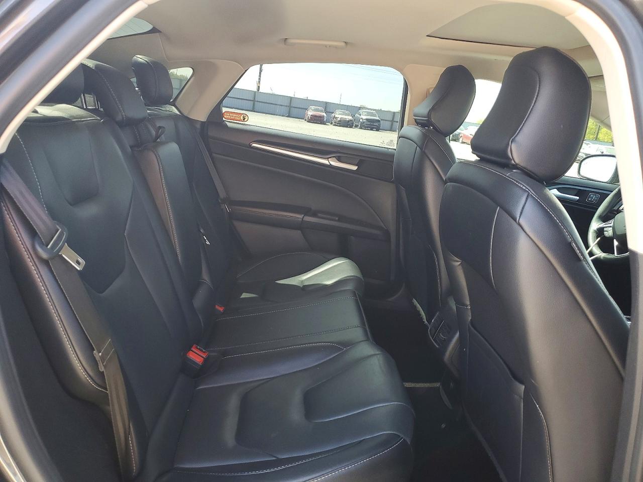 2020 FORD FUSION TITANIUM photo 19