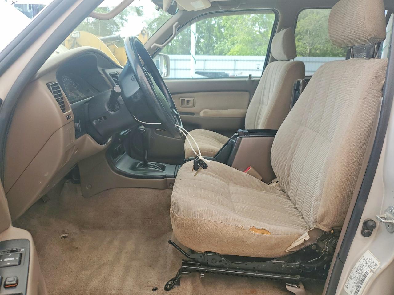 2000 TOYOTA 4RUNNER SR5 photo 7
