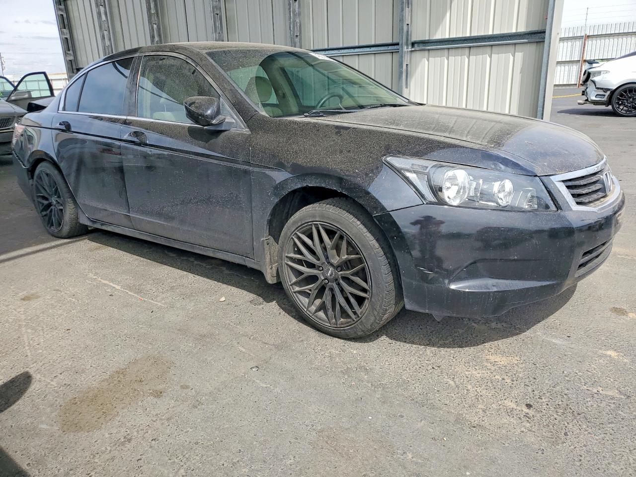 2008 HONDA ACCORD LX photo 4