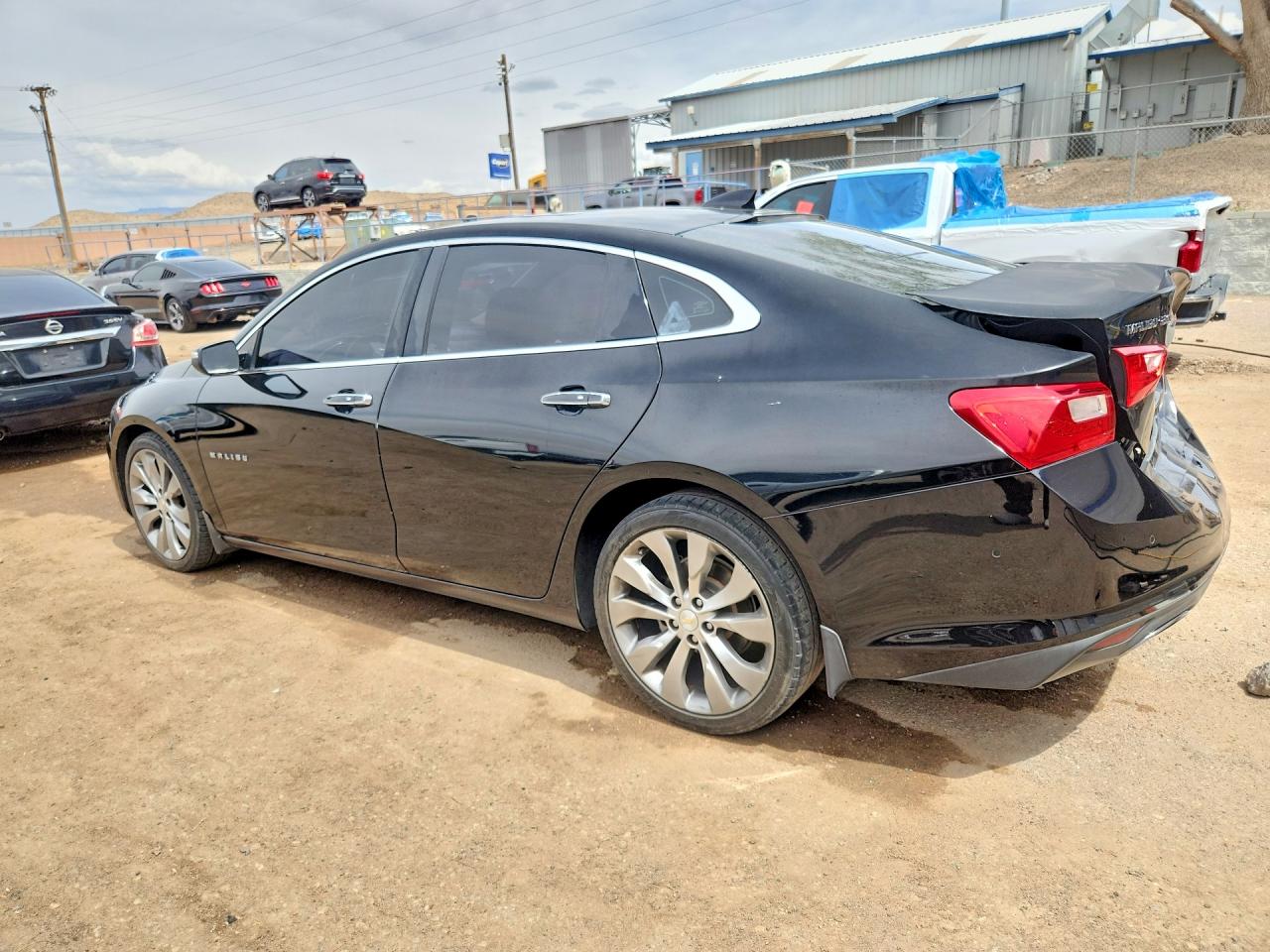 2017 CHEVROLET MALIBU PREMIER photo 3