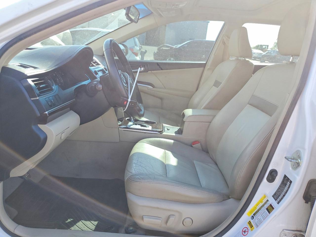 2012 TOYOTA CAMRY XLE V6 photo 7