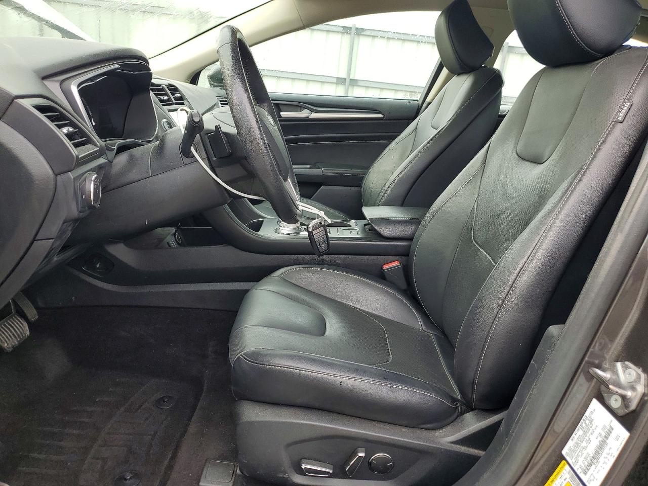2020 FORD FUSION TITANIUM photo 19