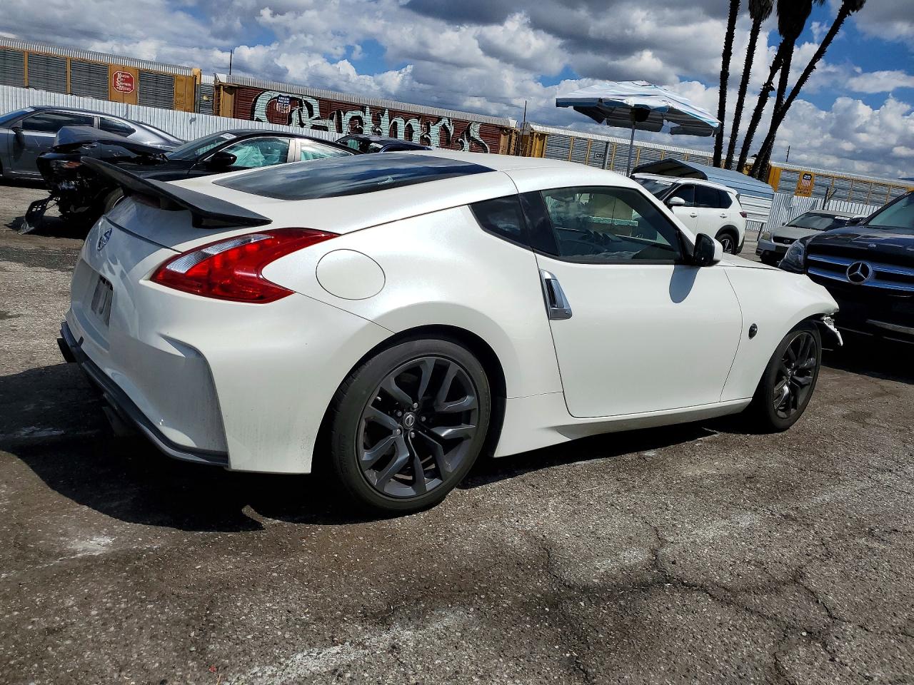 2017 NISSAN 370Z BASE photo 5
