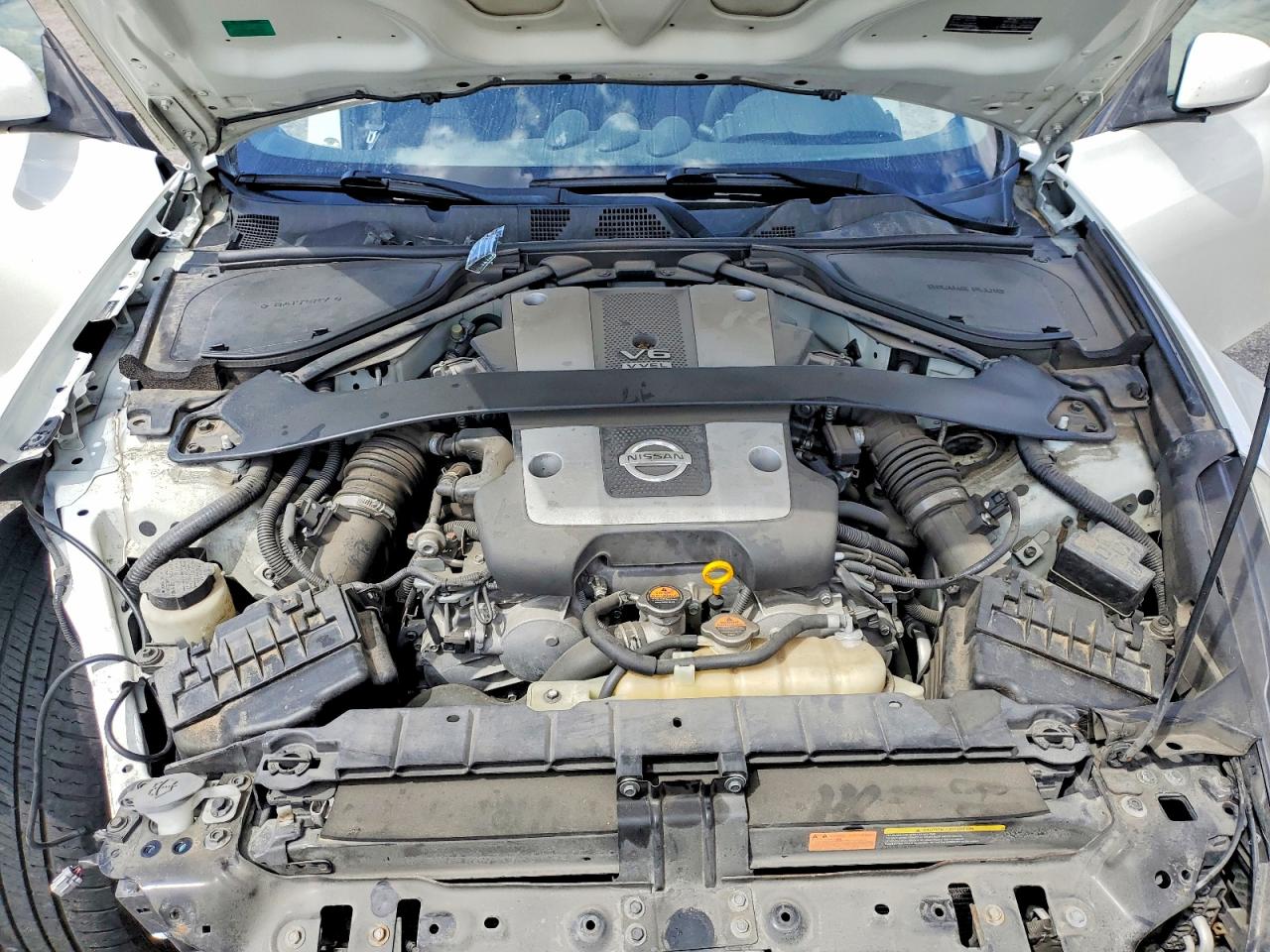 2017 NISSAN 370Z BASE photo 21