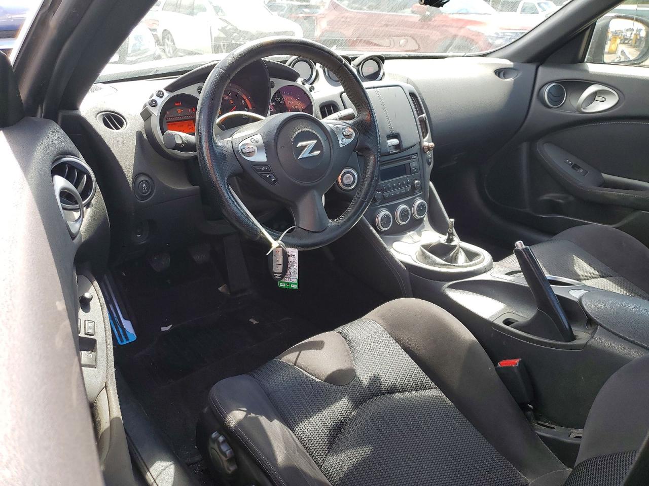 2017 NISSAN 370Z BASE photo 15