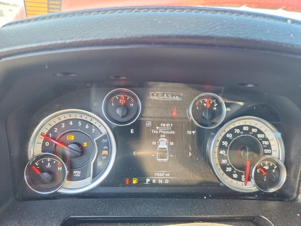 2016 RAM 1500 LARAMIE photo 25