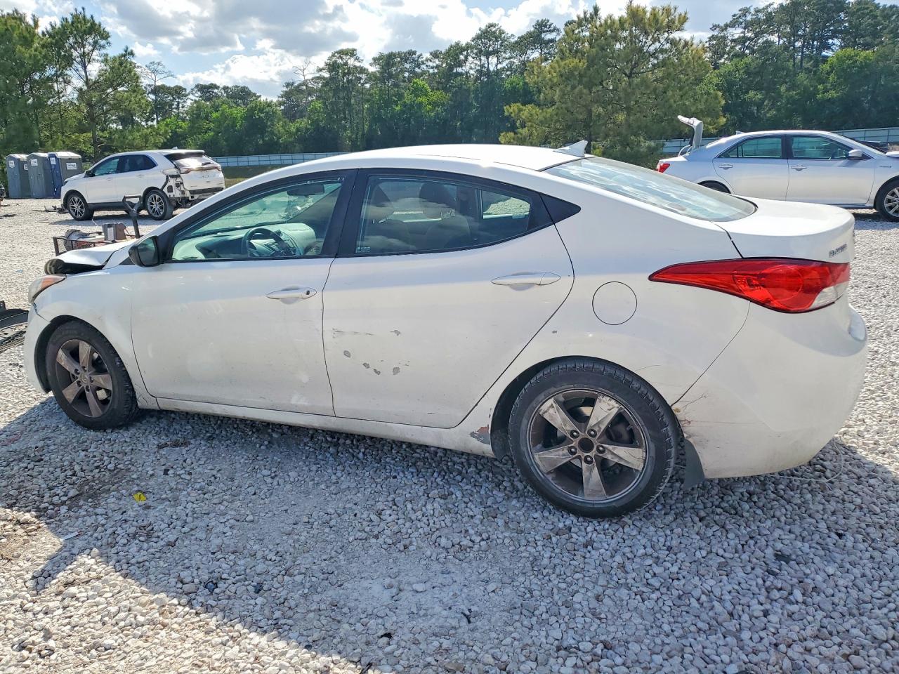2013 HYUNDAI ELANTRA GLS photo 3