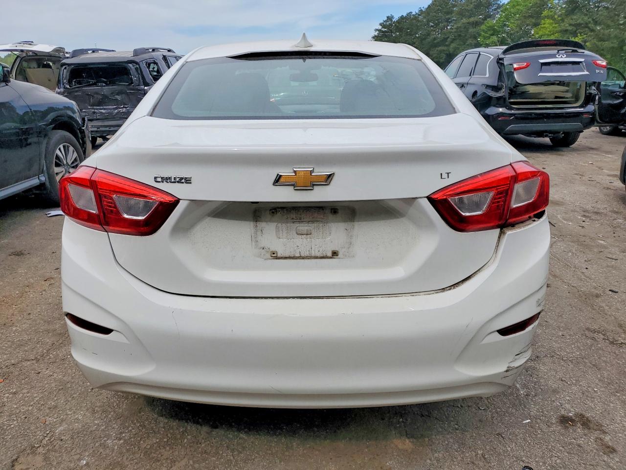 2016 CHEVROLET CRUZE LT photo 11