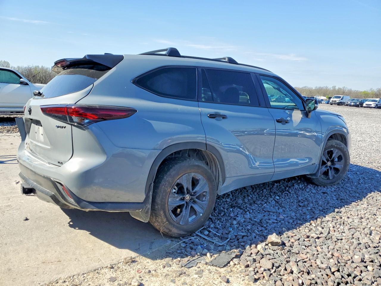 2025 TOYOTA HIGHLANDER HYBRID XLE NIGHTSHADE photo 3