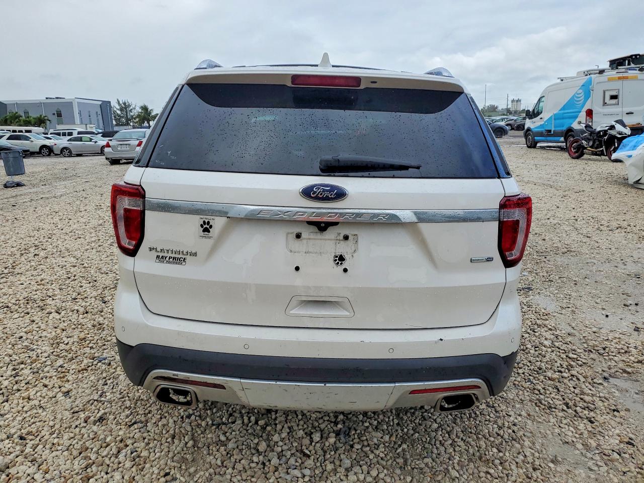 2016 FORD EXPLORER PLATINUM photo 11