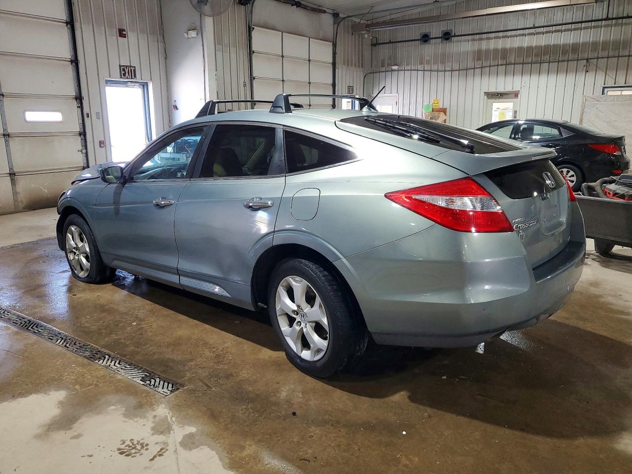 2010 HONDA ACCORD CROSSTOUR EXL photo 2