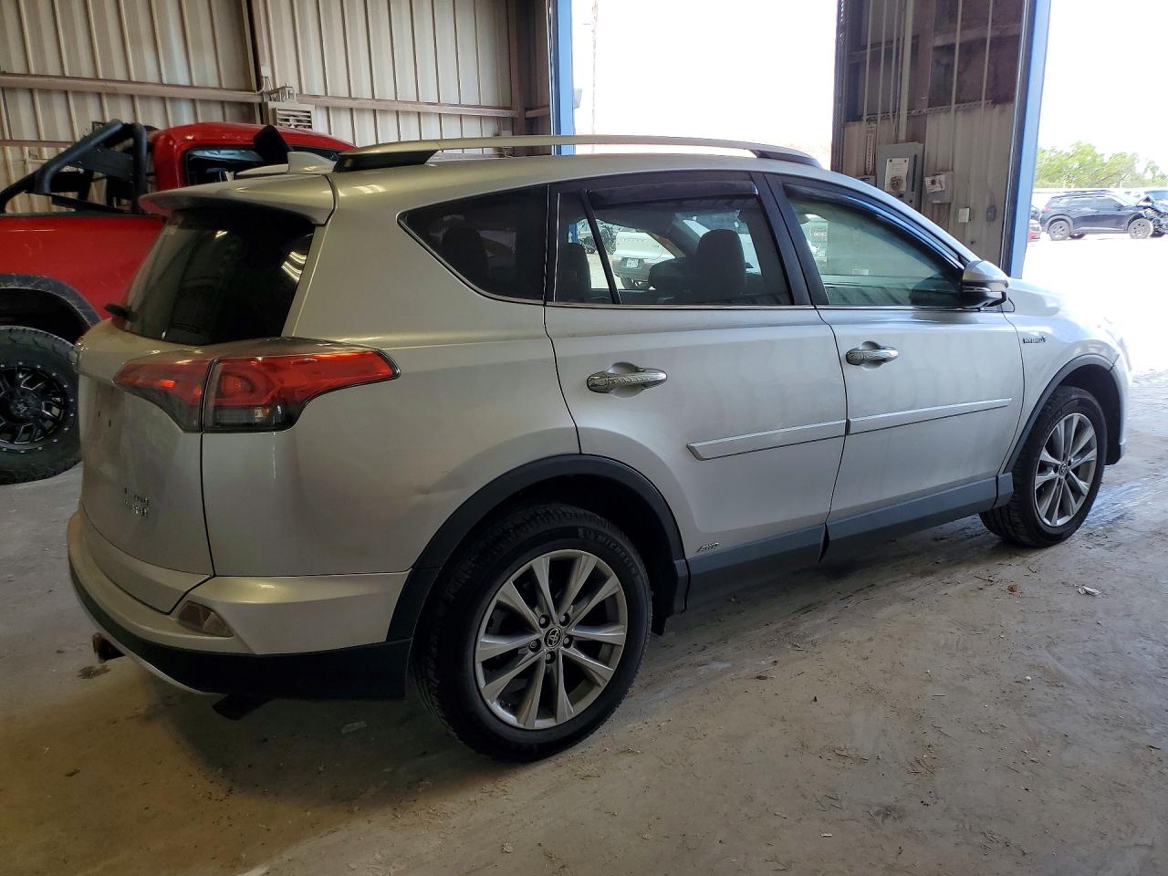 2016 TOYOTA RAV4 HV LIMITED photo 5