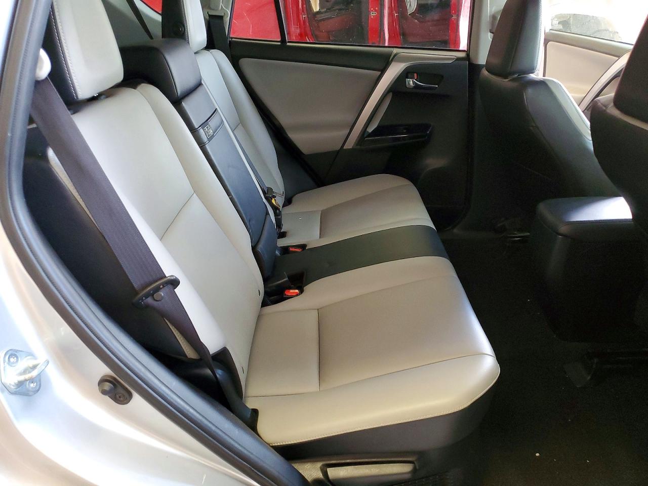 2016 TOYOTA RAV4 HV LIMITED photo 21