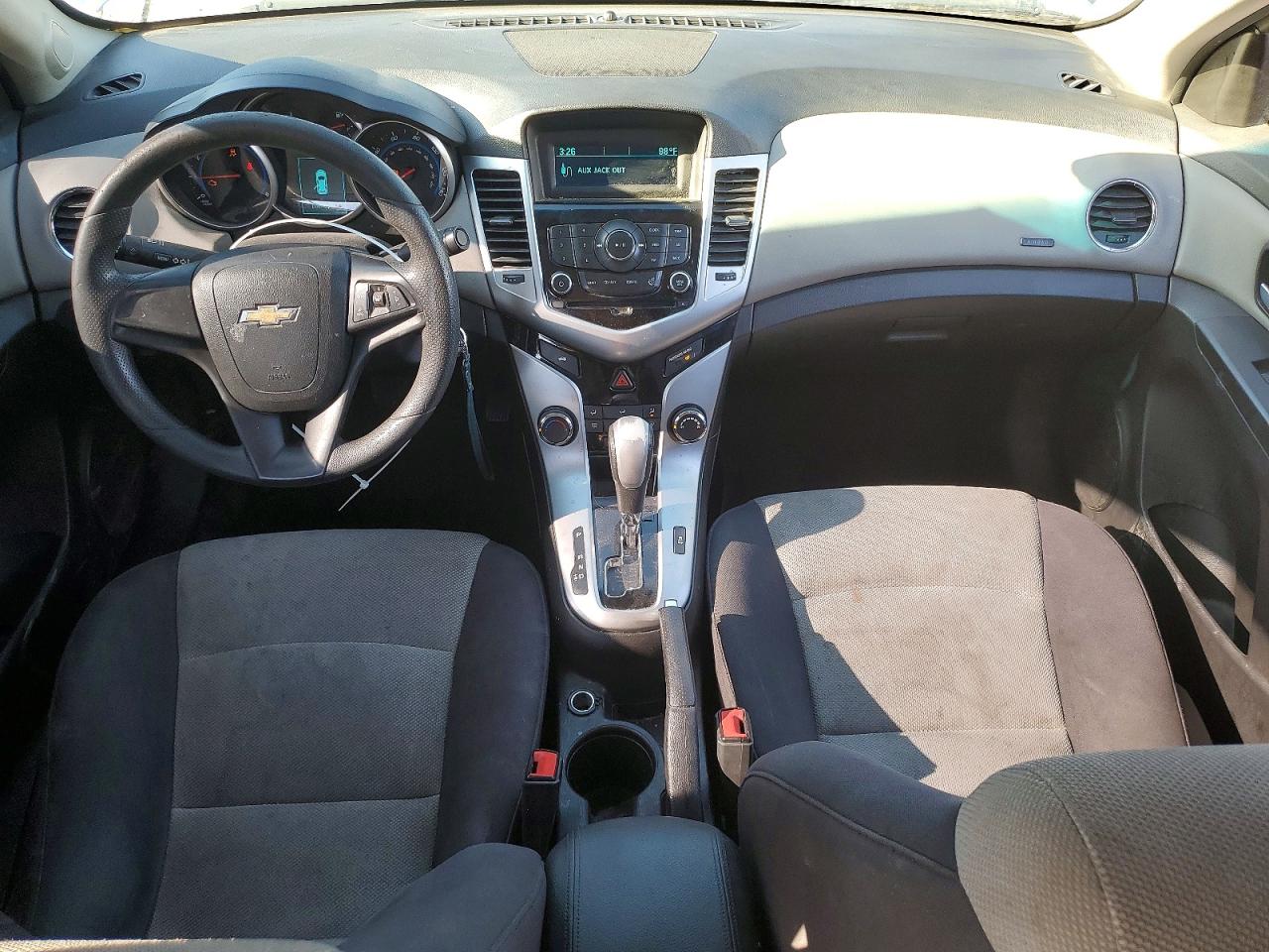 2015 CHEVROLET CRUZE LS photo 22