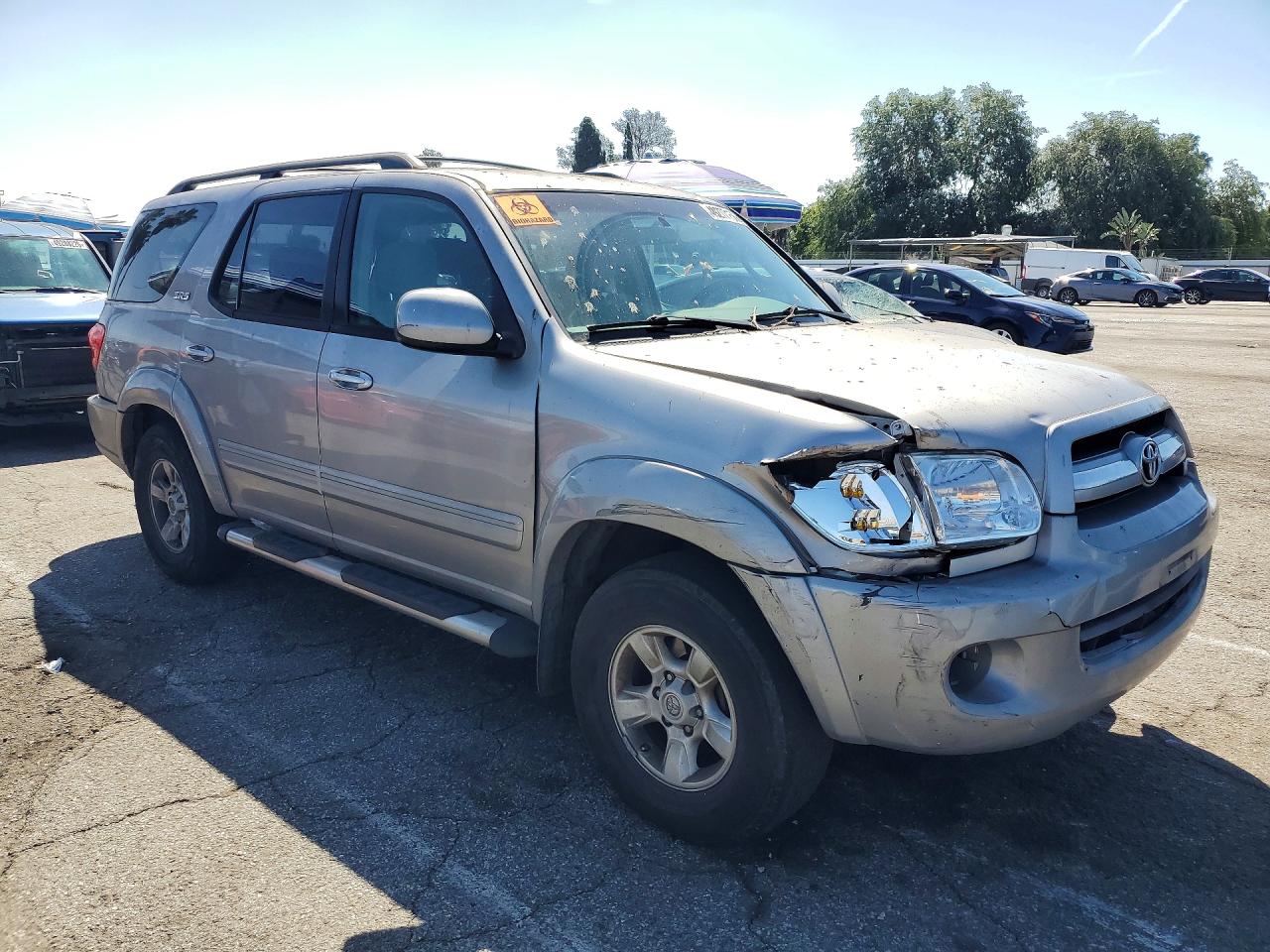 2005 TOYOTA SEQUOIA SR5 photo 7
