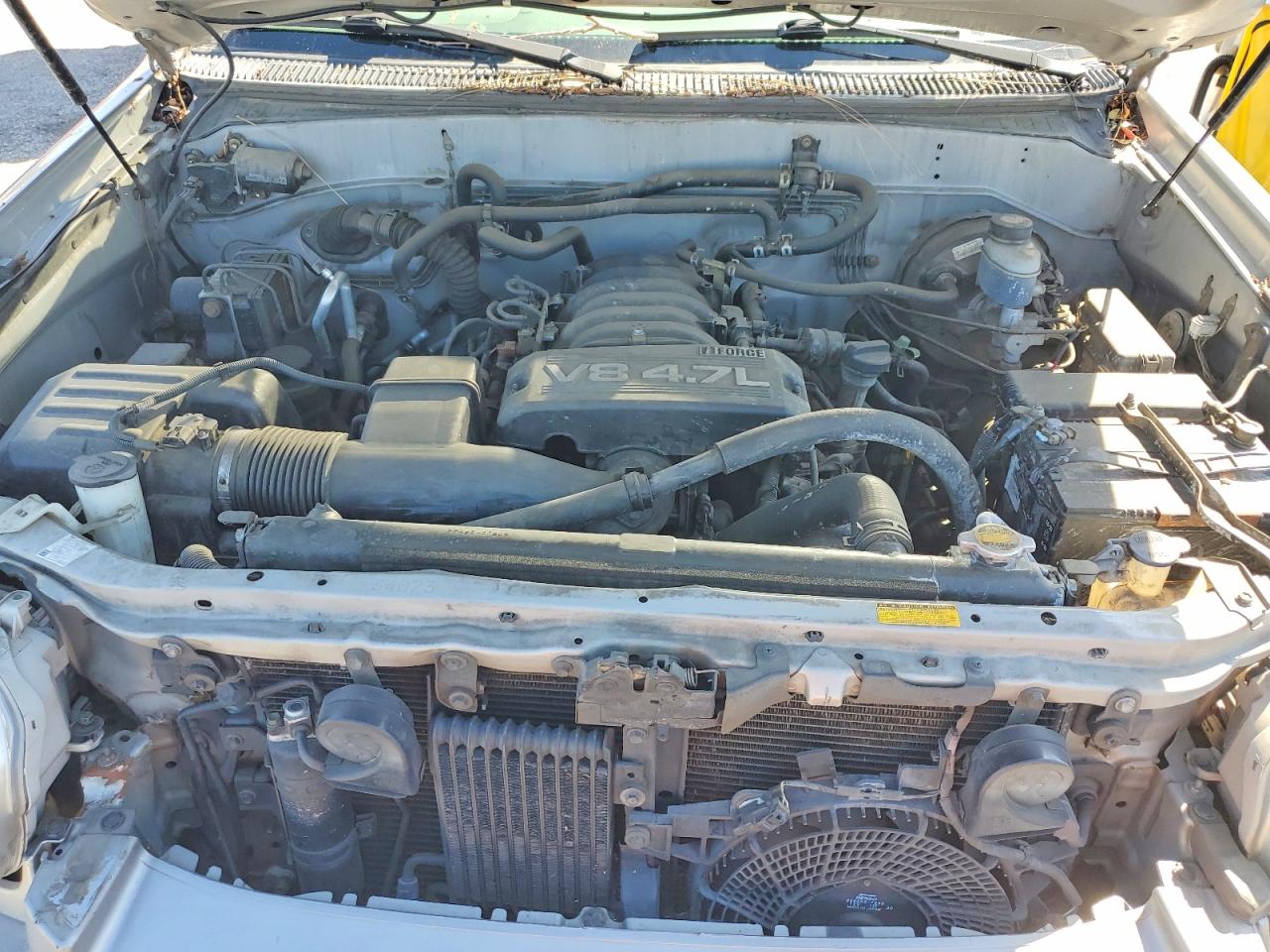 2005 TOYOTA SEQUOIA SR5 photo 23
