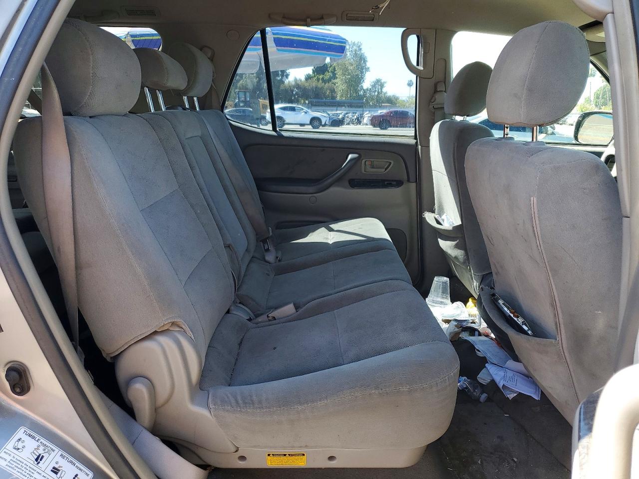2005 TOYOTA SEQUOIA SR5 photo 21