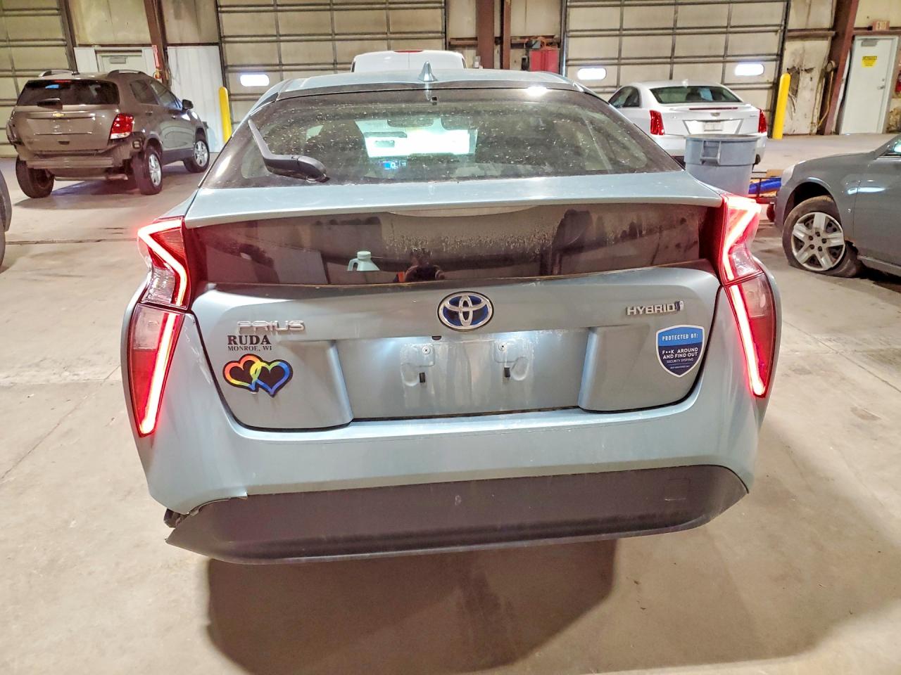 2016 TOYOTA PRIUS FOUR photo 16
