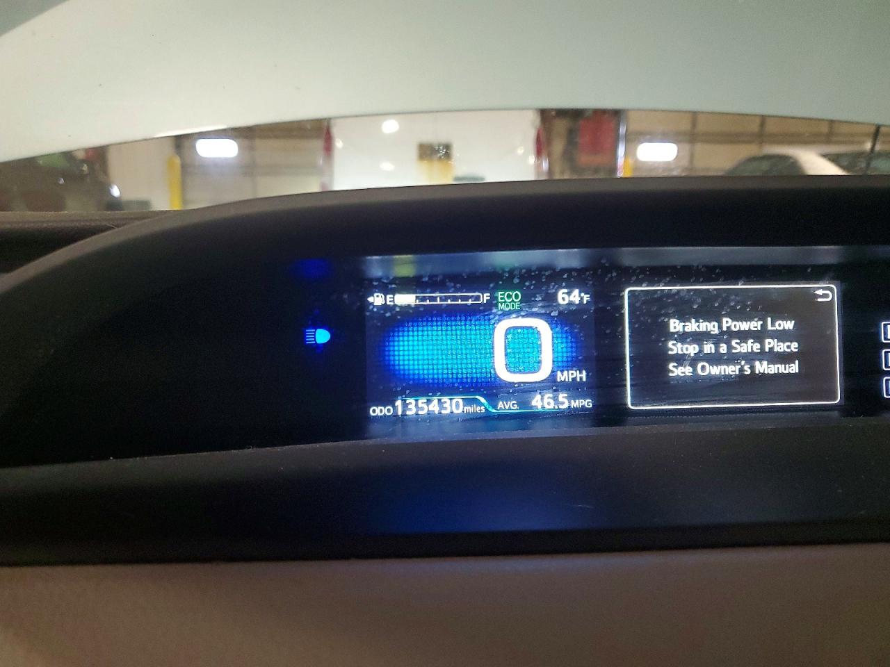 2016 TOYOTA PRIUS FOUR photo 25