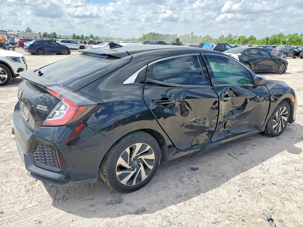 2017 HONDA CIVIC LX photo 7