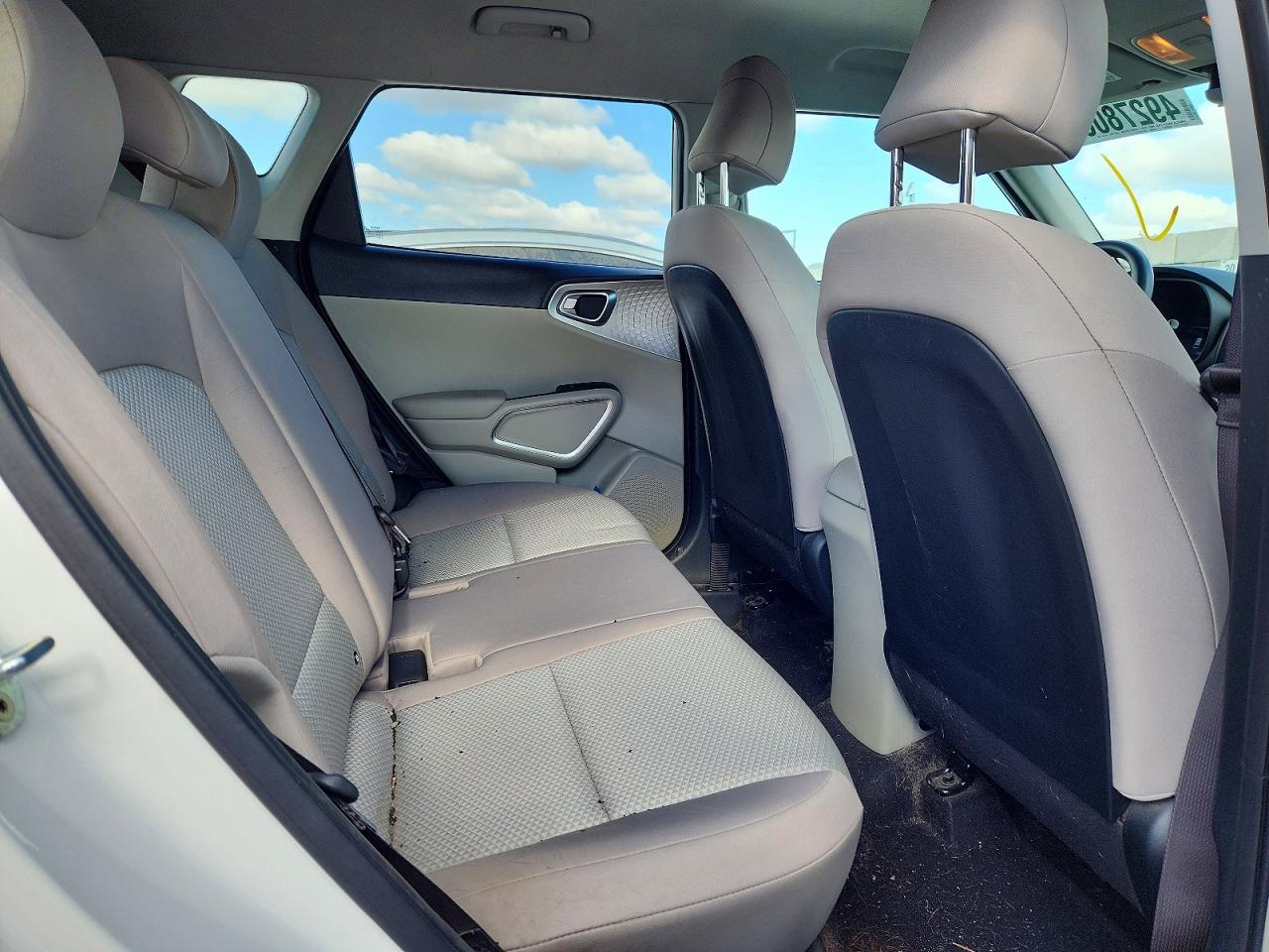 2022 KIA SOUL LX photo 21