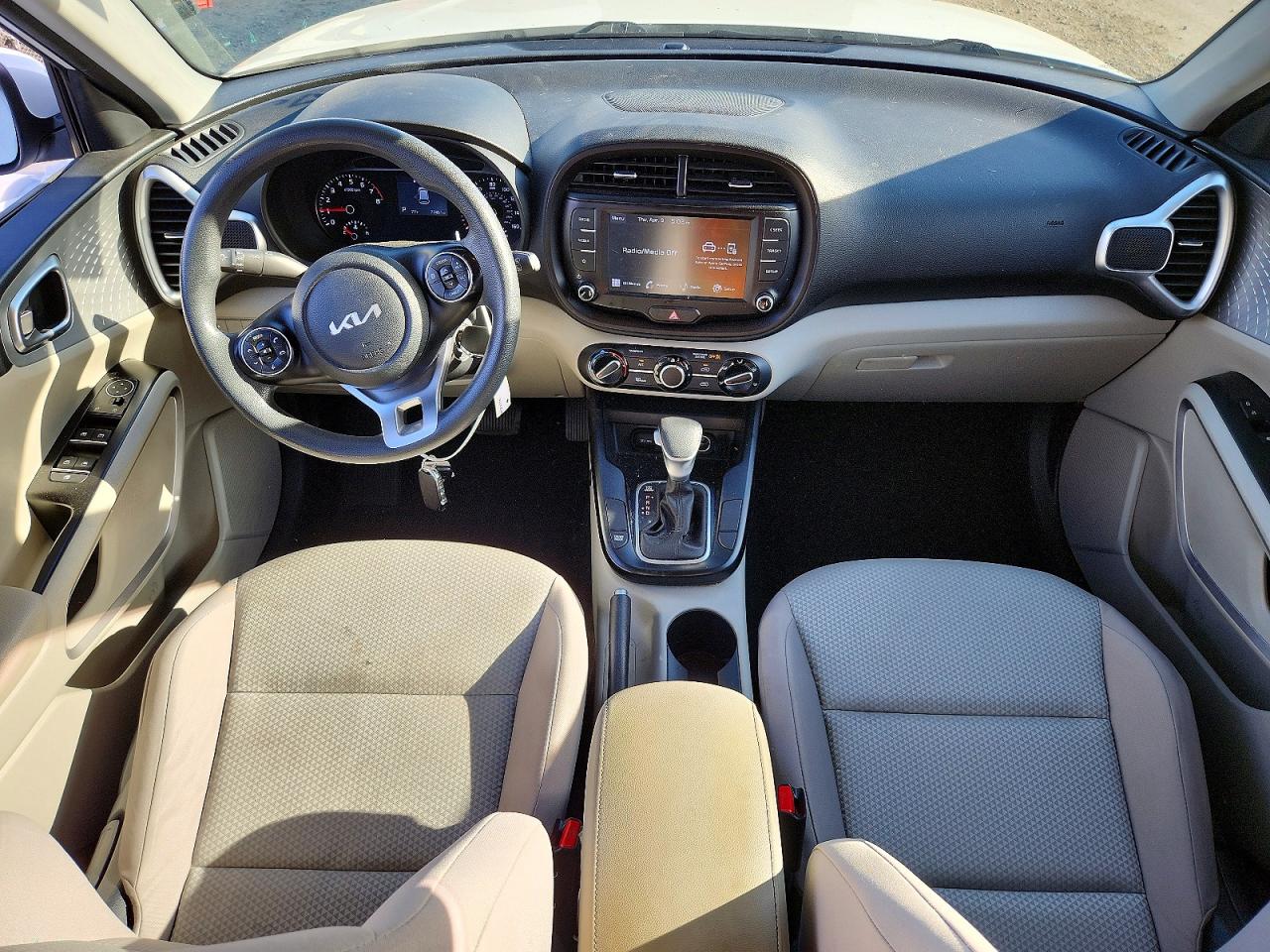 2022 KIA SOUL LX photo 15