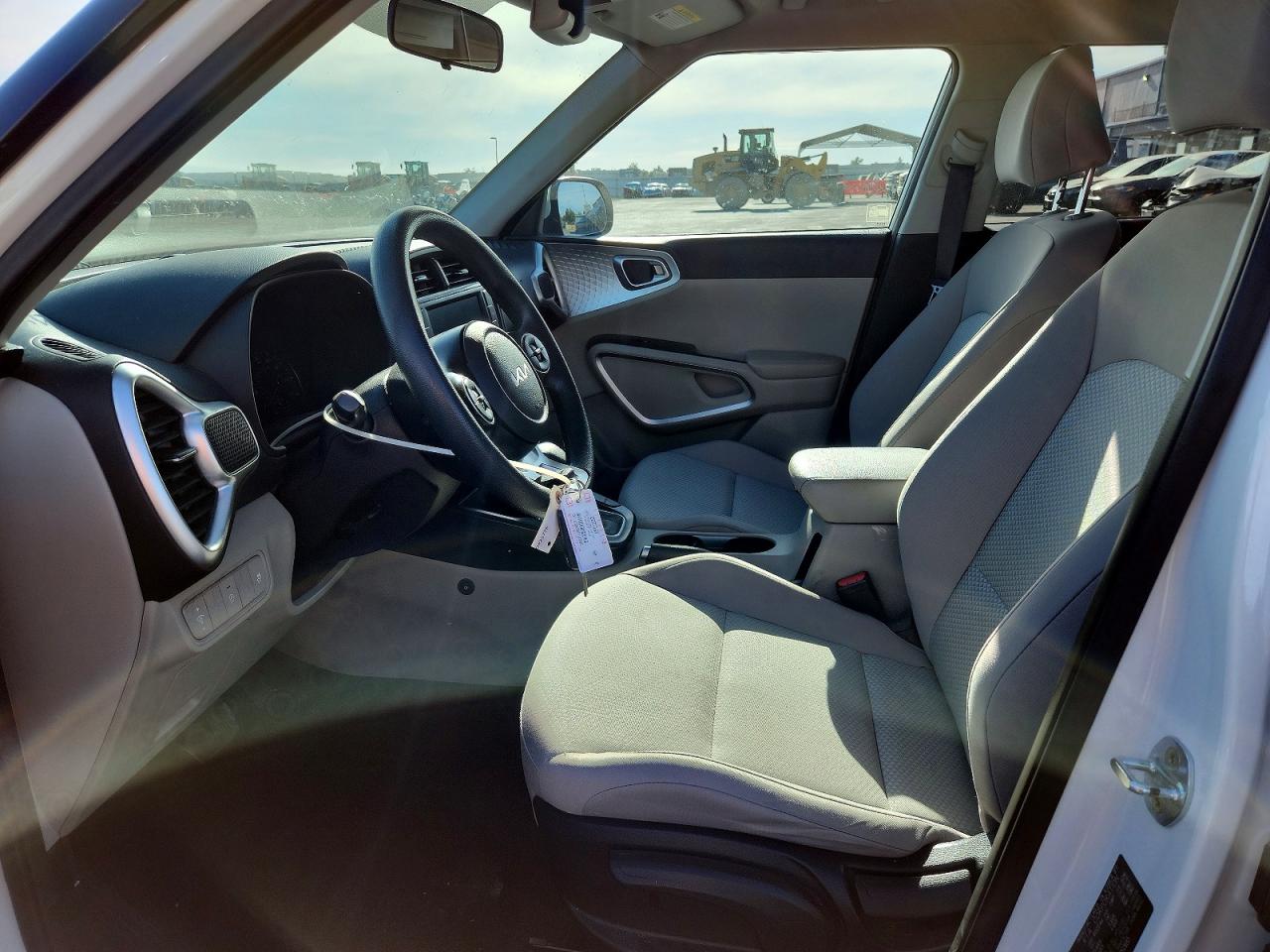 2022 KIA SOUL LX photo 13