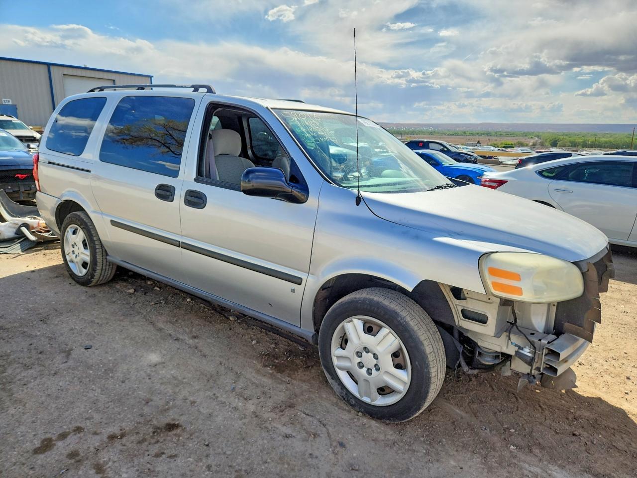 2008 CHEVROLET UPLANDER LS photo 7