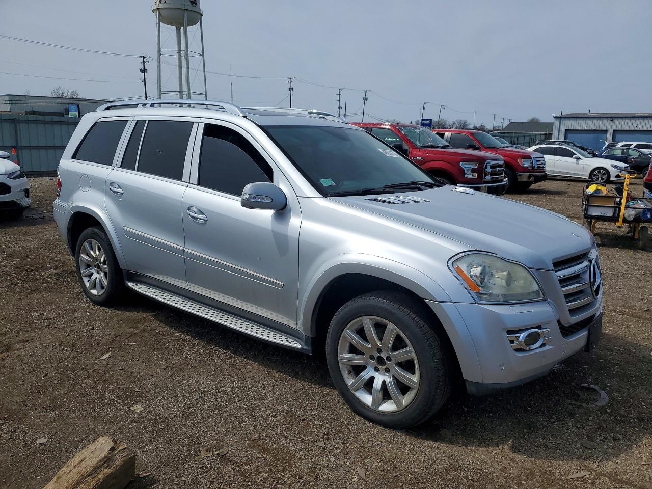 2008 MERCEDES-BENZ GL 550 4MATIC photo 4