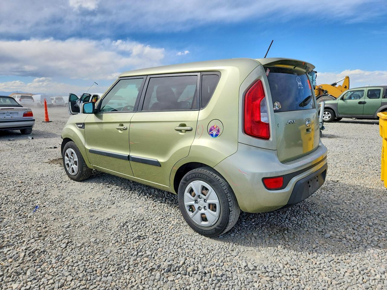 2013 KIA SOUL BASE photo 4