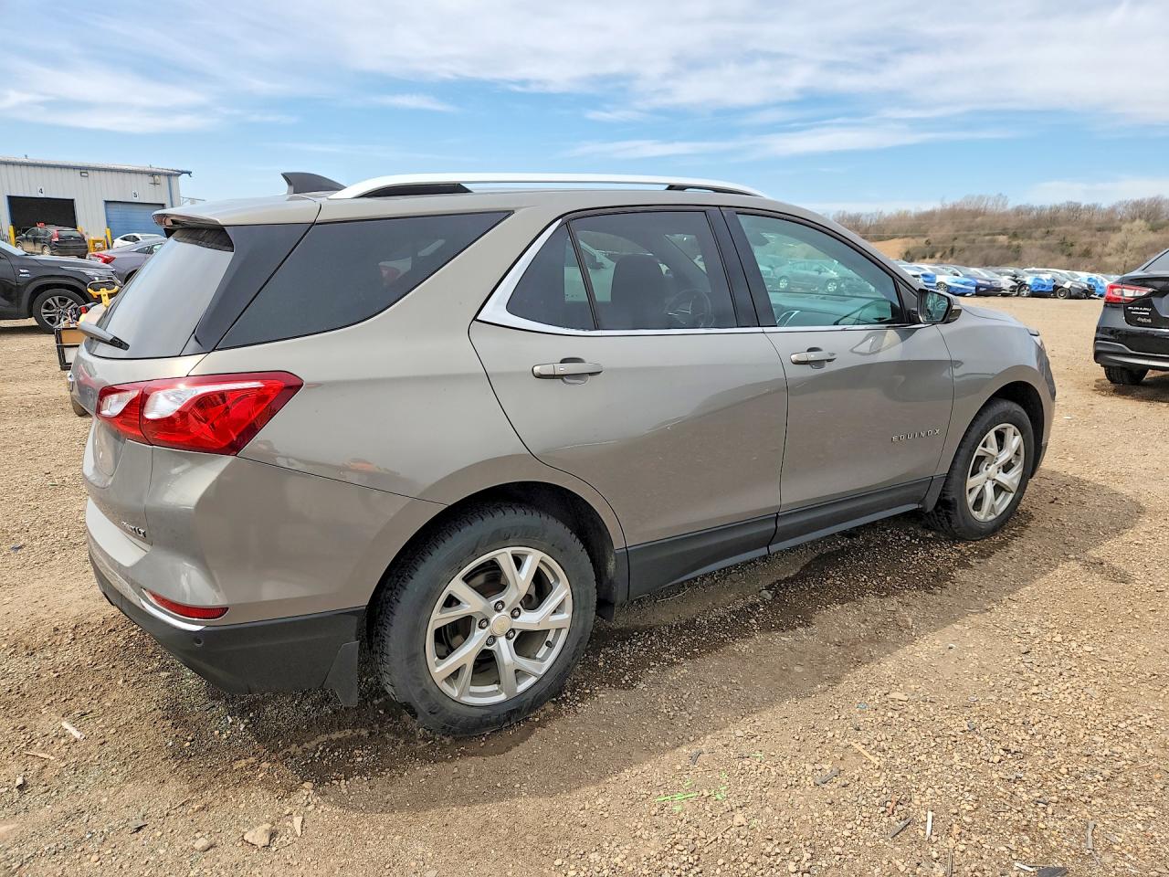 2018 CHEVROLET EQUINOX LT photo 5