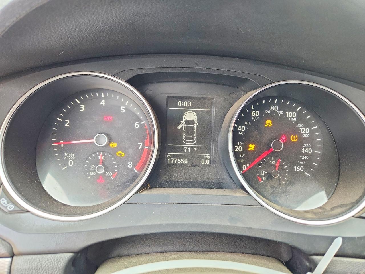 2018 VOLKSWAGEN JETTA SE photo 25