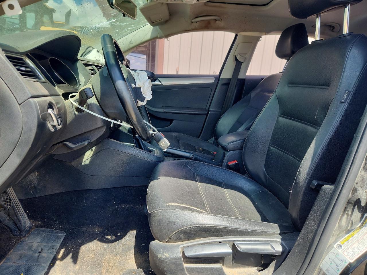 2018 VOLKSWAGEN JETTA SE photo 19