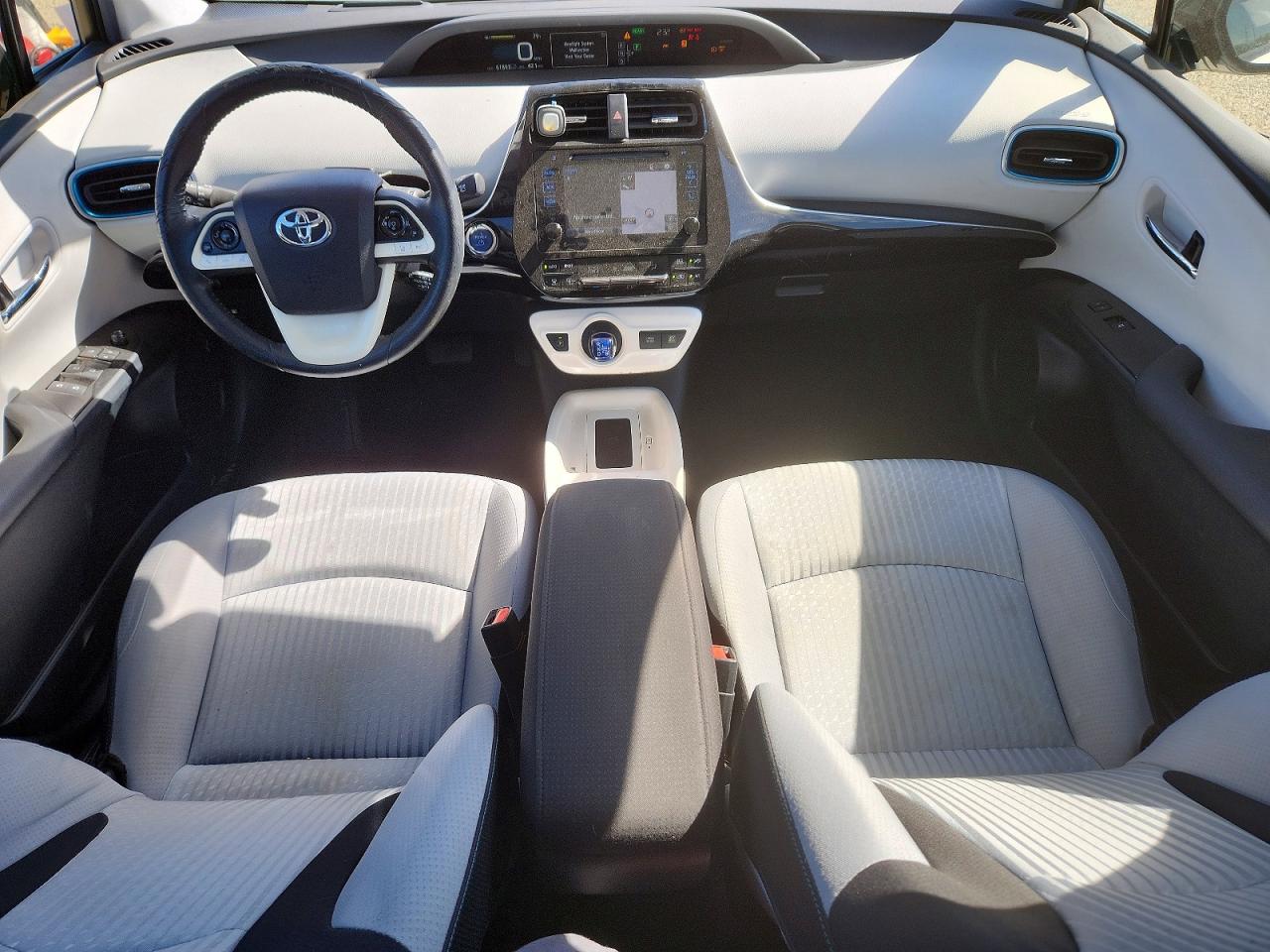 2016 TOYOTA PRIUS THREE photo 22