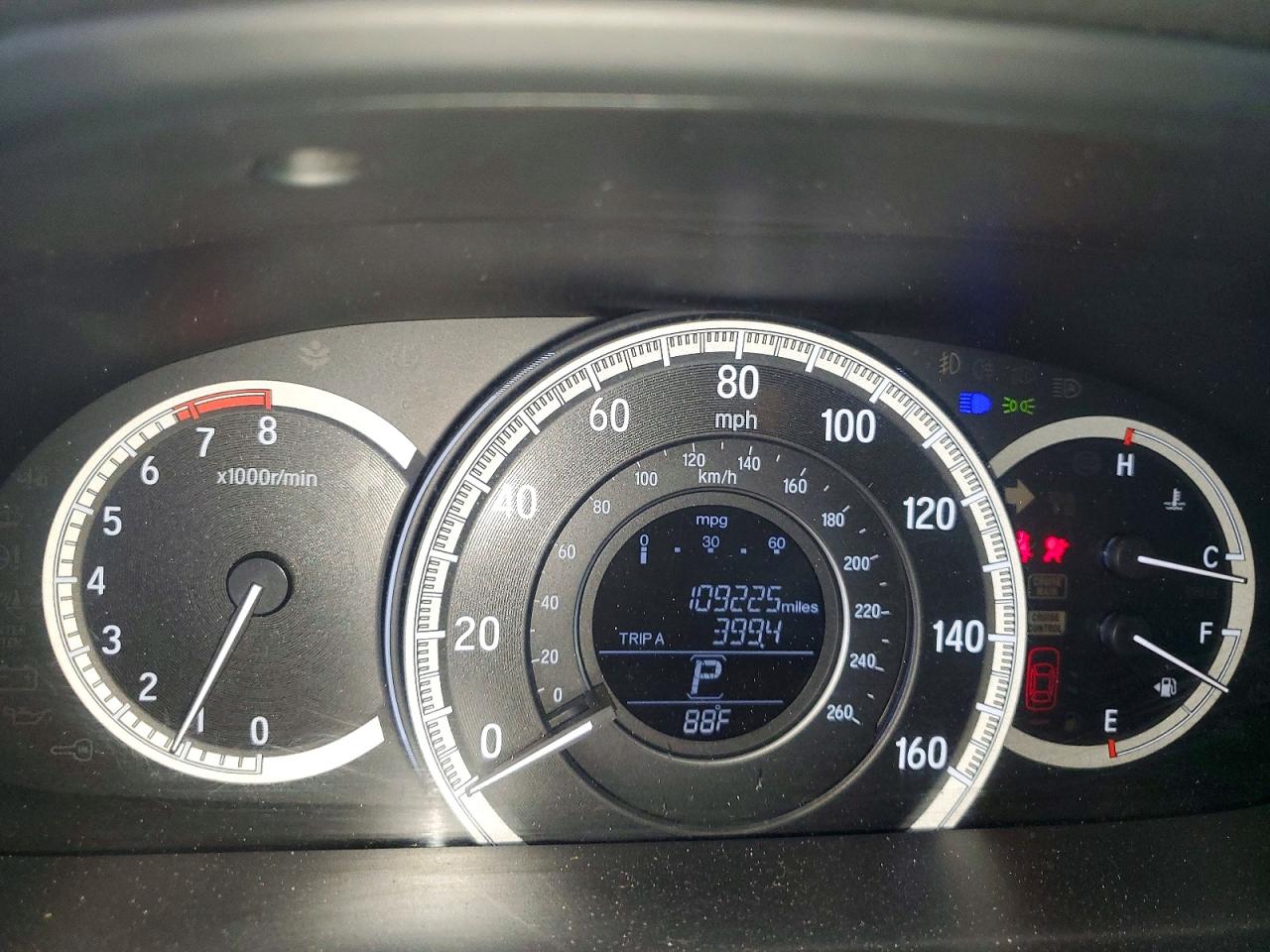 2016 HONDA ACCORD LX photo 17