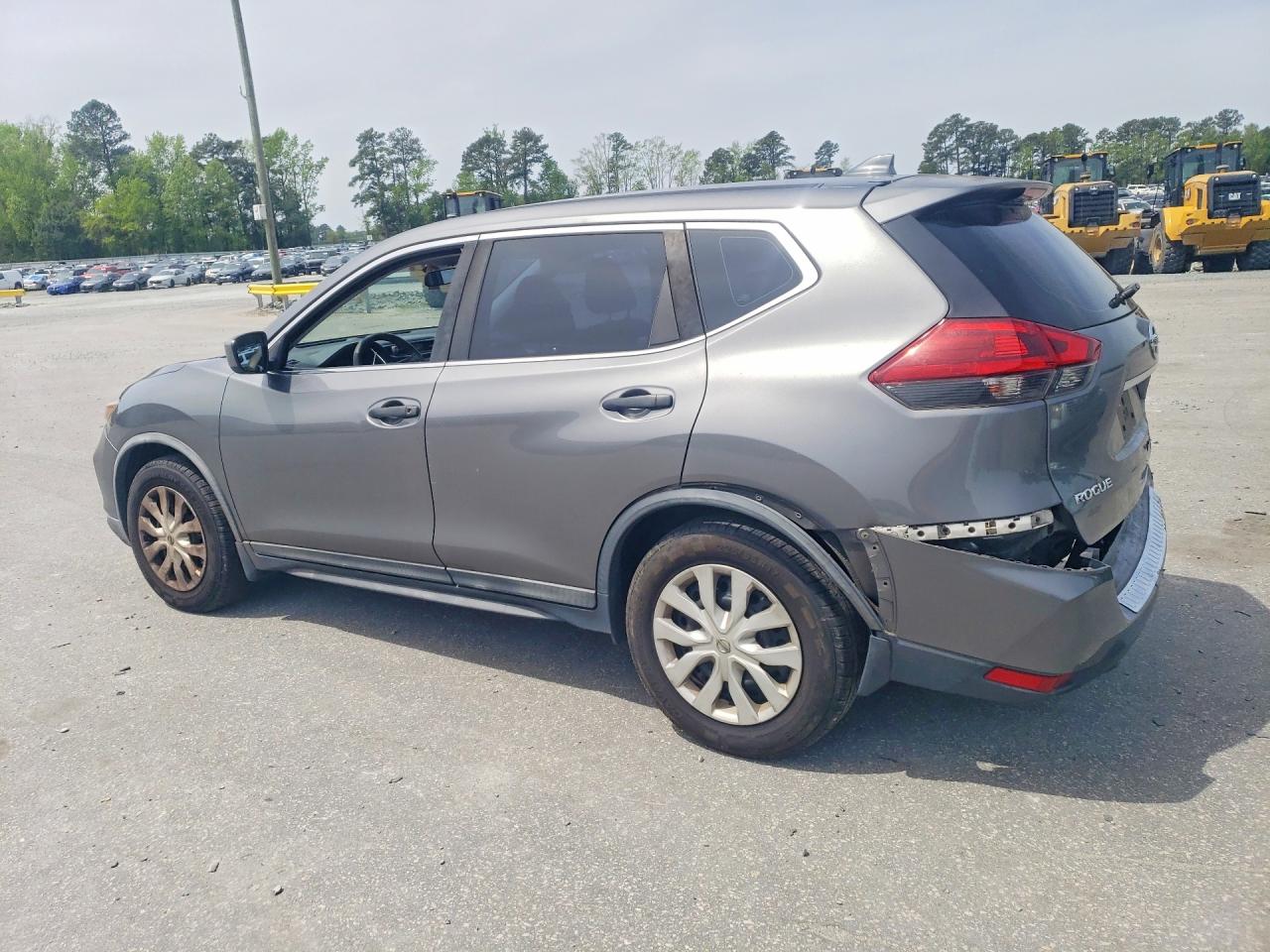 2018 NISSAN ROGUE S photo 3