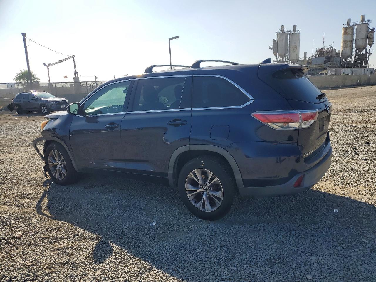 2016 TOYOTA HIGHLANDER LE PLUS photo 2
