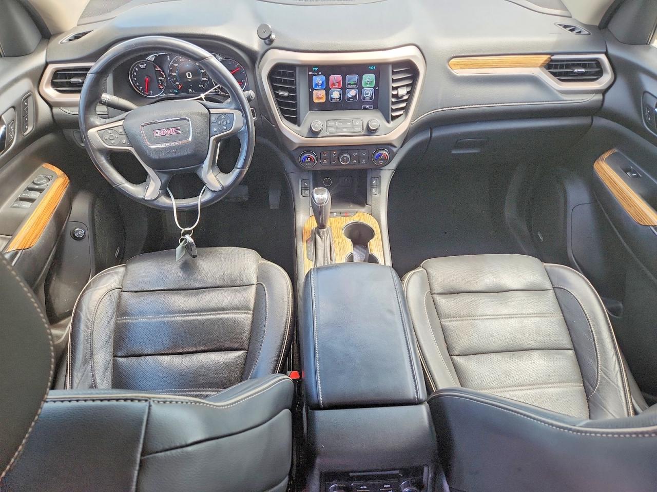 2017 GMC ACADIA DENALI photo 15