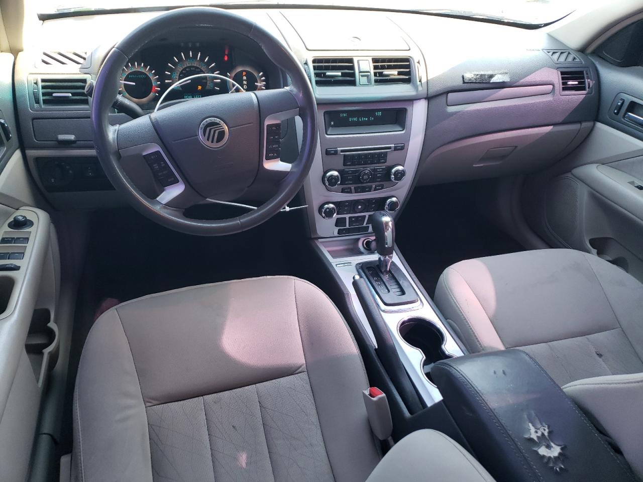 2010 MERCURY MILAN photo 15