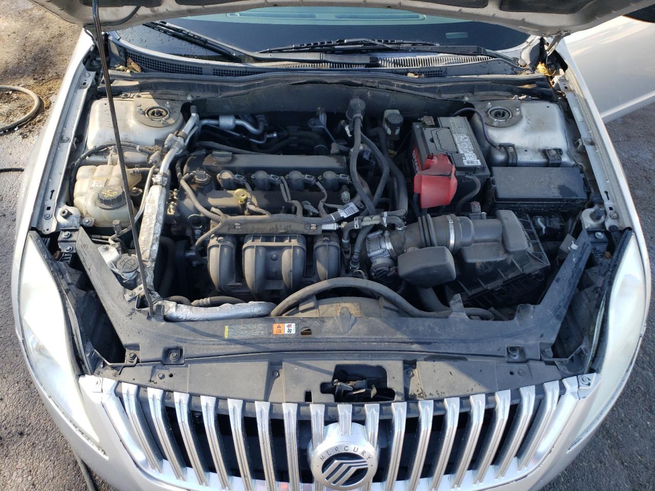 2010 MERCURY MILAN photo 21