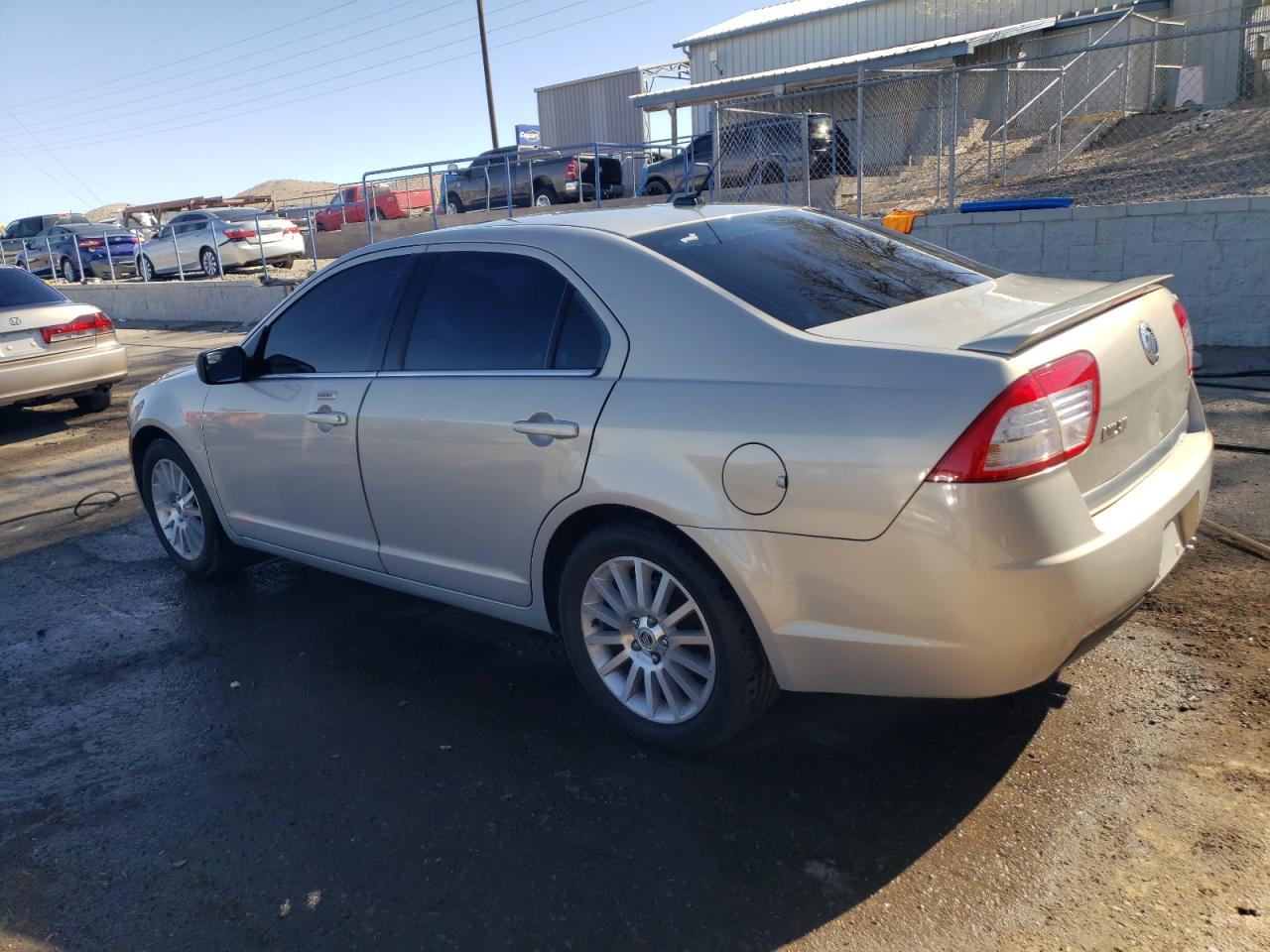 2010 MERCURY MILAN photo 3