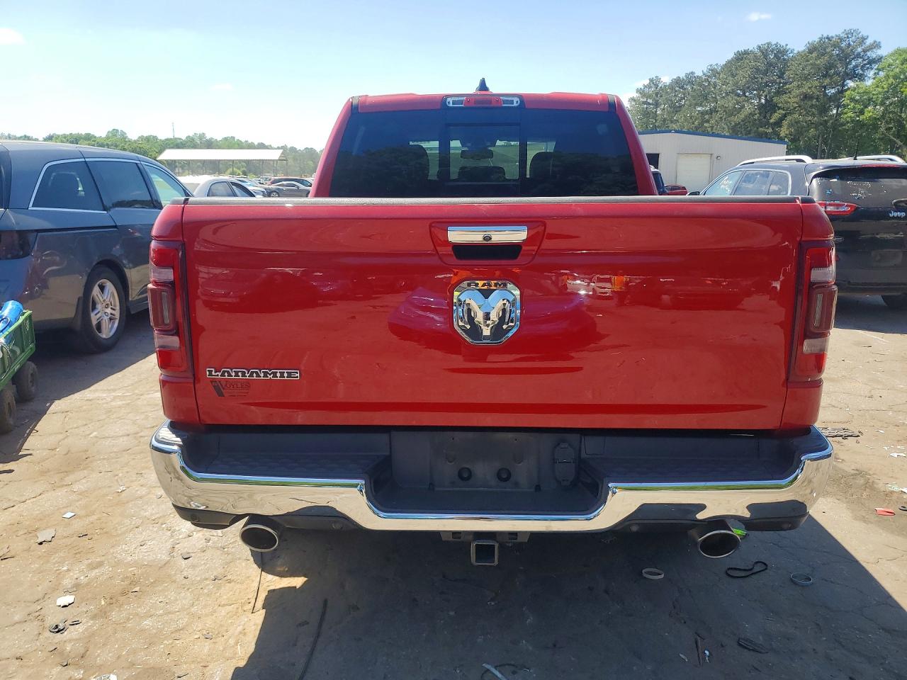 2019 RAM 1500 LARAMIE photo 6