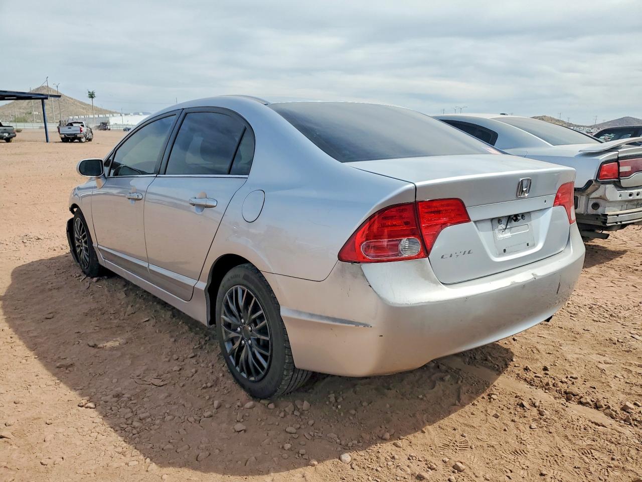 2006 HONDA CIVIC LX photo 3