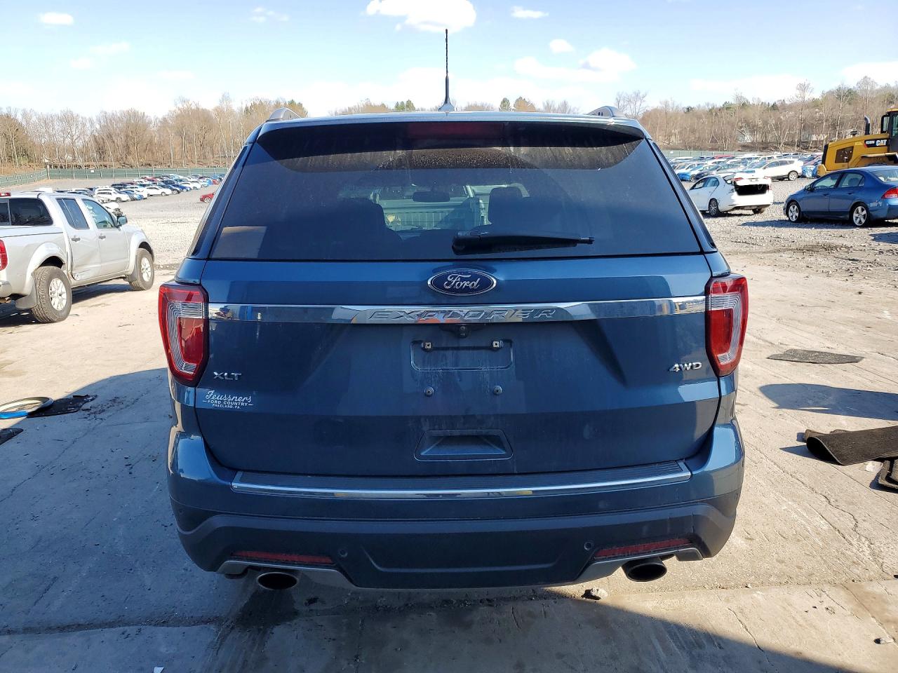 2018 FORD EXPLORER XLT photo 11