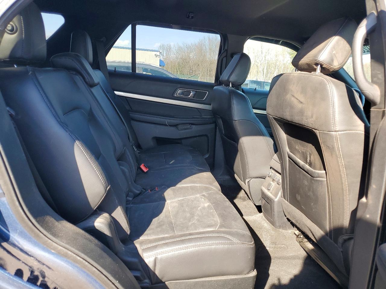 2018 FORD EXPLORER XLT photo 21