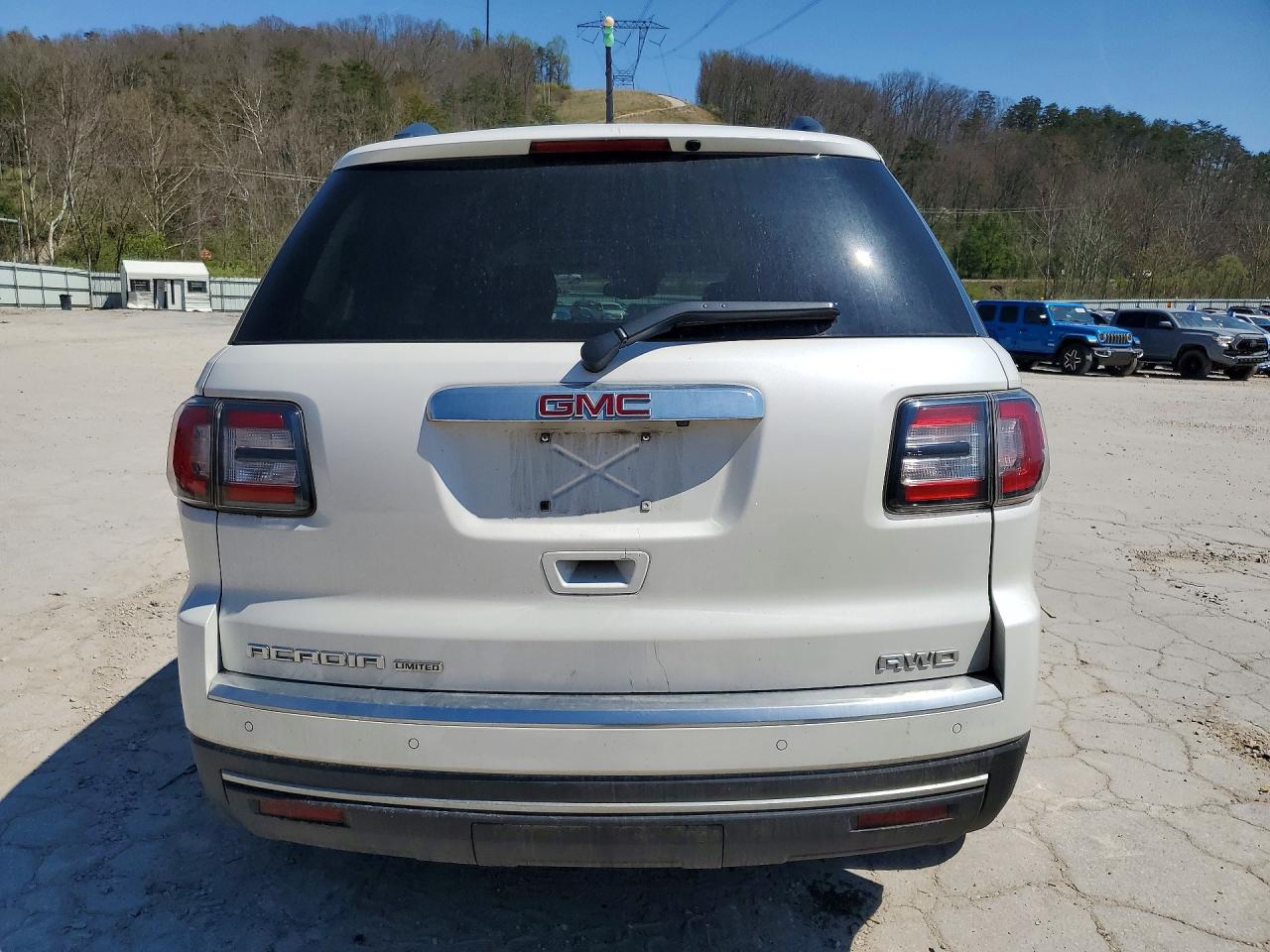 2017 GMC ACADIA LIMITED SLT-2 photo 6