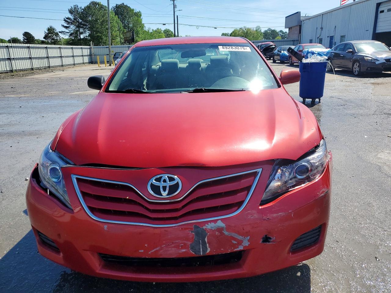 2010 TOYOTA CAMRY LE photo 9