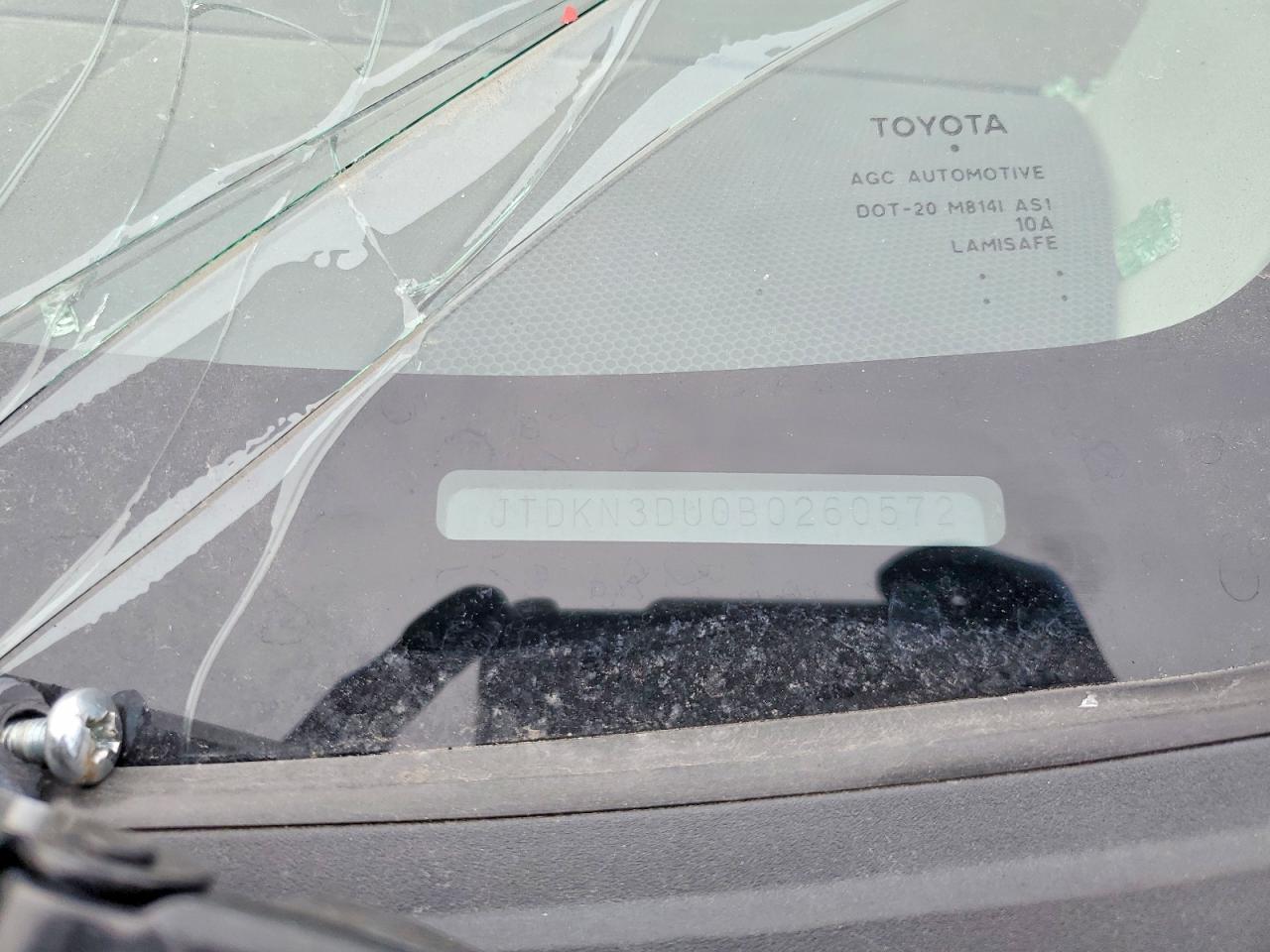 2011 TOYOTA PRIUS TWO photo 12