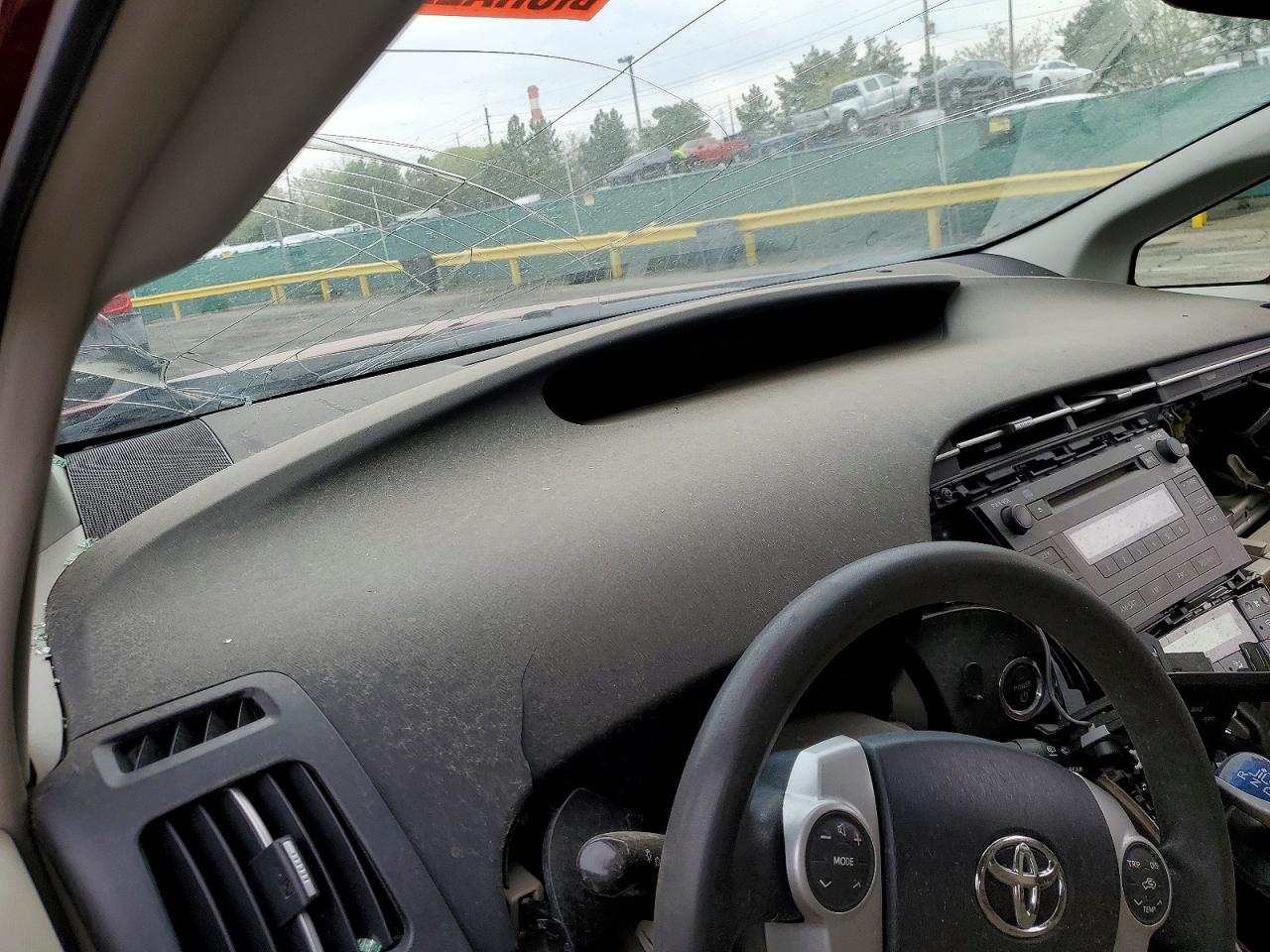 2011 TOYOTA PRIUS TWO photo 9